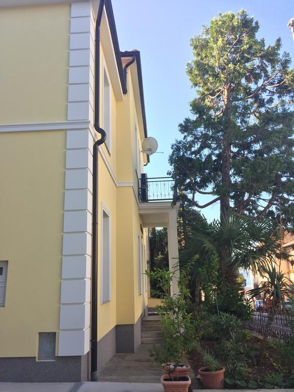 Villa Ana Crikvenica Exterior photo